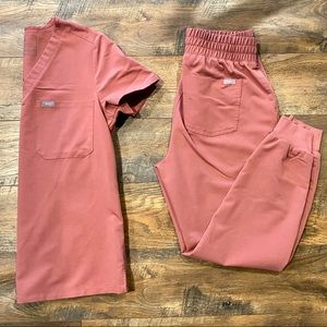 Figs Limited Edition Mauve Scrub Set